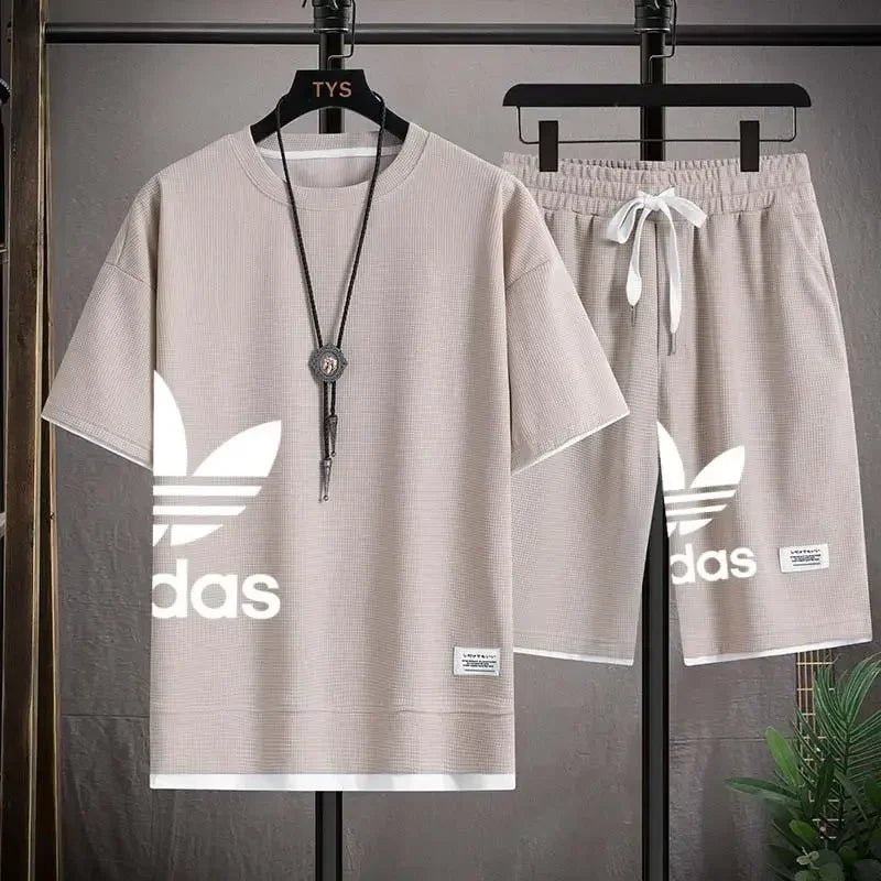 Sommer 2025 Neues Herren-Pullover-Sportbekleidungsset, modisches Basketball-Freizeitset für Herren mit kurzärmeligem T-Shirt + Shorts, zweiteiliges Set. - flohmarkt-deutschland.shop