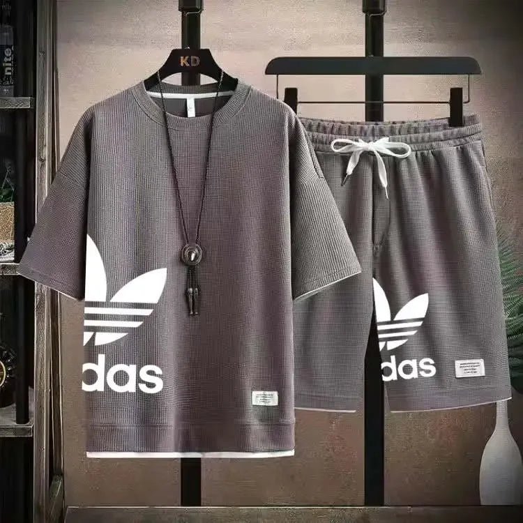 Sommer 2026 Neues Herren-Pullover-Sportbekleidungsset, modisches Basketball-Freizeitset für Herren mit kurzärmeligem T-Shirt + Shorts, zweiteilig - flohmarkt-deutschland.shop