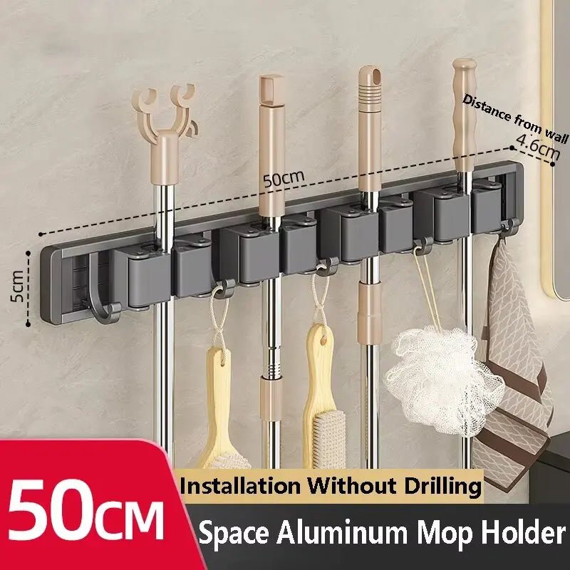 Wandmontierter Mopp- und Besenhalter mit 5 Haken, Starker Mopphalter Selbstklebend für Küche und Bad, Aufbewahrung für Reinigungsgeräte - flohmarkt-deutschland.shop